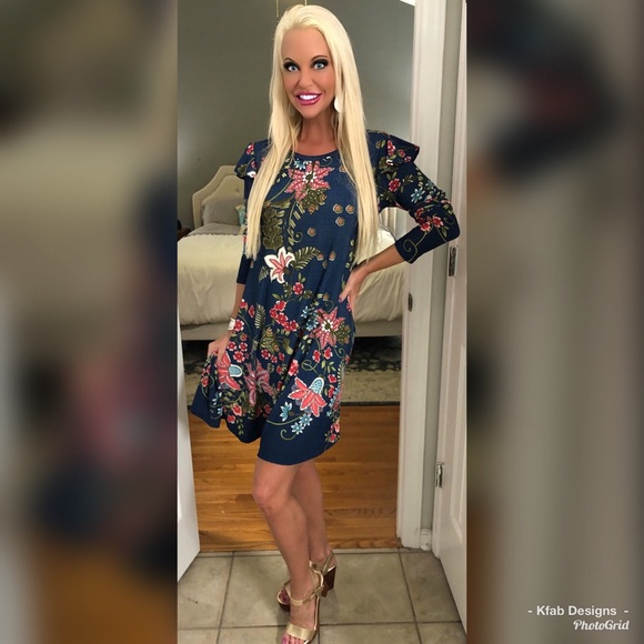 ❤️ LAST 1! Blue Floral Ruffle Swing Dress! - Picture 3 of 3